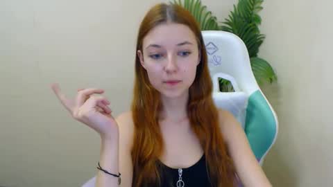 Vivien online show from 5, 2, 2025