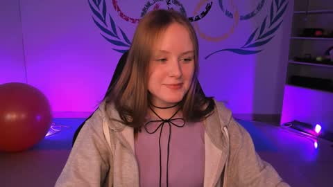 Snapshot of vivienleeigh chatting on 3, 12, 2024 Vivien online show from 3, 12, 2024