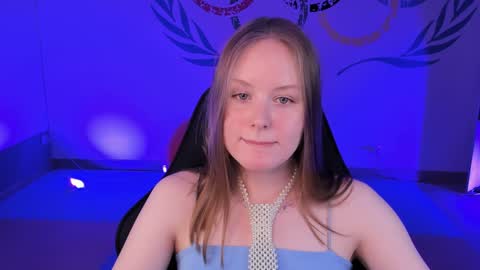 Snapshot of vivienleeigh chatting on 7, 12, 2024 Vivien online show from 7, 12, 2024