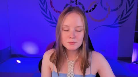 Snapshot of vivienleeigh chatting on 7, 12, 2024 Vivien online show from 7, 12, 2024