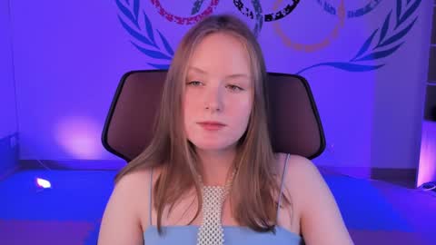 Snapshot of vivienleeigh chatting on 8, 12, 2024 Vivien online show from 8, 12, 2024