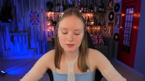 Snapshot of vivienleeigh chatting on 12, 12, 2024 Vivien online show from 12, 12, 2024