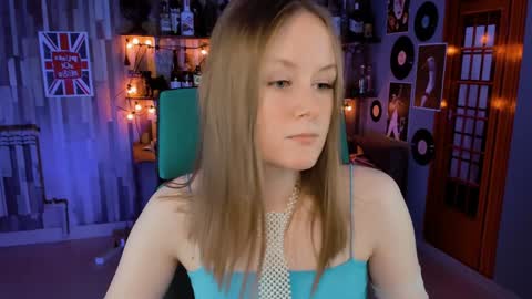 Snapshot of vivienleeigh chatting on 30, 12, 2024 Vivien online show from 30, 12, 2024