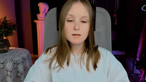 Snapshot of vivienleeigh chatting on 10, 1, 2025 Vivien online show from 10, 1, 2025