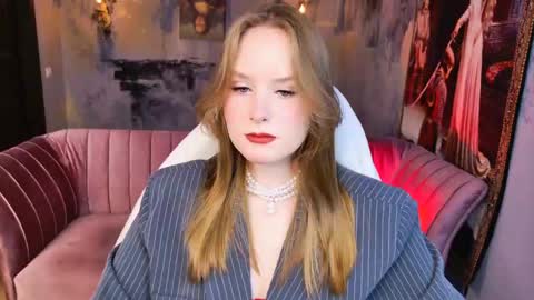 Vivien online show from 4, 5, 2026