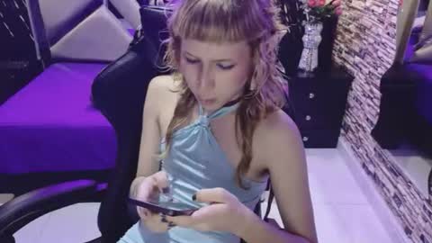 vivienne hadid online show from 31, 7, 2026