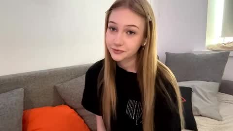 Kristy online show from 10, 4, 2026