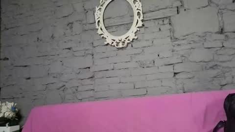 Snapshot of vixvixenn chatting on 1, 11, 2025 ANA online show from 1, 11, 2025