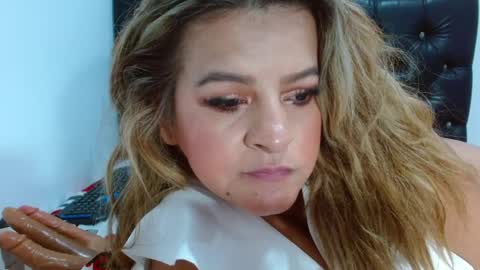 Venus online show from 28, 2, 2025