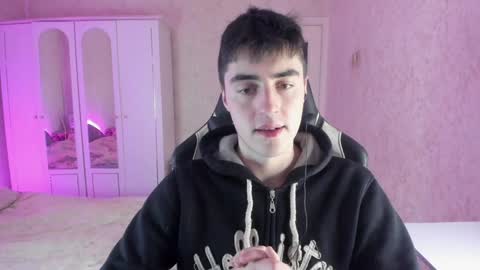 Snapshot of vlad1605 chatting on 11, 12, 2024 Martin online show from 11, 12, 2024