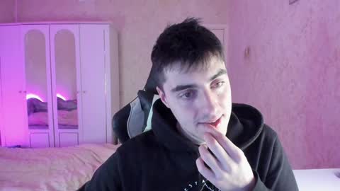 Snapshot of vlad1605 chatting on 20, 12, 2024 Martin online show from 20, 12, 2024