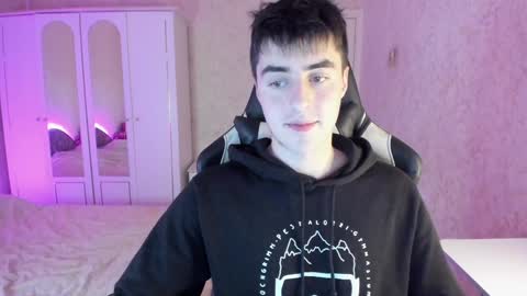 Snapshot of vlad1605 chatting on 26, 12, 2024 Martin online show from 26, 12, 2024