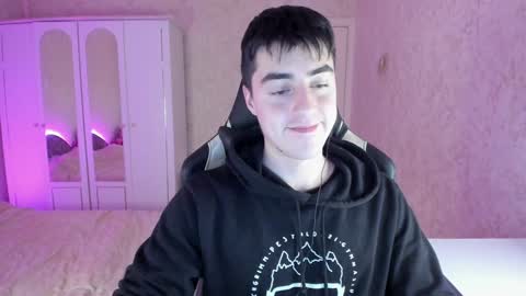 Snapshot of vlad1605 chatting on 28, 12, 2024 Martin online show from 28, 12, 2024