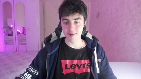 Snapshot of vlad1605 chatting on 14, 2, 2025 Martin online show from 14, 2, 2025