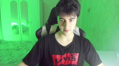 Snapshot of vlad1605 chatting on 16, 2, 2025 Martin online show from 16, 2, 2025