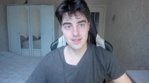 Snapshot of vlad1605 chatting on 6, 10, 2025 Martin online show from 6, 10, 2025