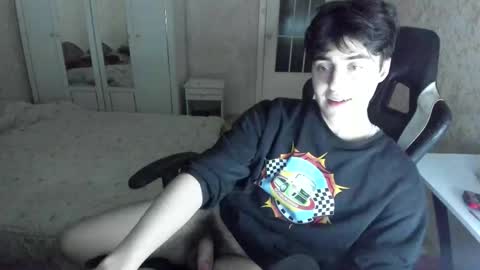 Snapshot of vlad1605 chatting on 3, 11, 2025 Martin online show from 3, 11, 2025