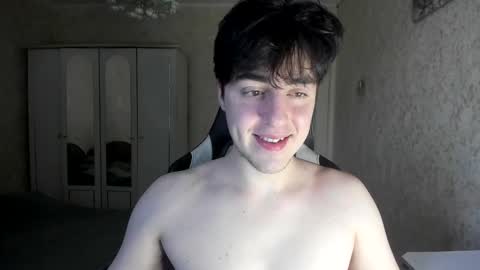 Snapshot of vlad1605 chatting on 15, 11, 2025 Martin online show from 15, 11, 2025