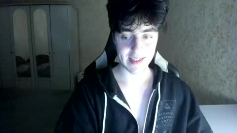 Snapshot of vlad1605 chatting on 16, 11, 2025 Martin online show from 16, 11, 2025