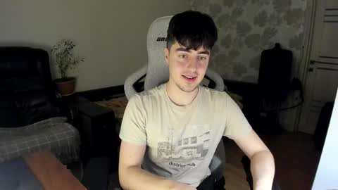 Snapshot of vlad1605 chatting on 24, 11, 2025 Martin online show from 24, 11, 2025