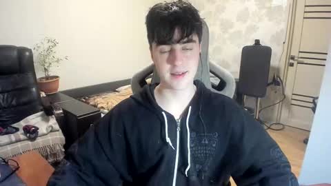 Snapshot of vlad1605 chatting on 2, 12, 2025 Martin online show from 2, 12, 2025