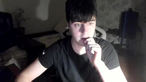 Snapshot of vlad1605 chatting on 22, 12, 2025 Martin online show from 22, 12, 2025