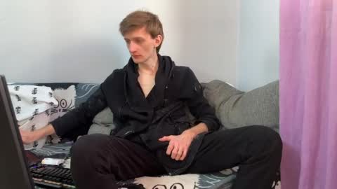 Snapshot of vlad_ggvldd chatting on 7, 3, 2026 Vlad Dinovich online show from 7, 3, 2026