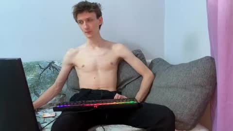 Snapshot of vlad_ggvldd chatting on 10, 3, 2026 Vlad Dinovich online show from 10, 3, 2026