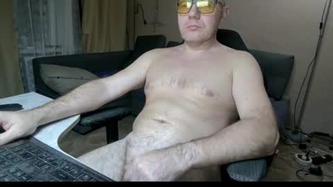 Snapshot of vladnaked chatting on 25, 7, 2026 Like Mike online show from 25, 7, 2026