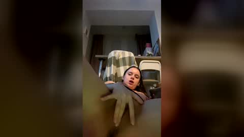 vonessa_crown123098 online show from 27, 3, 2026