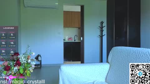 Aliceinst magic crystalll online show from 2, 3, 2026