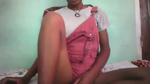 vounialdy online show from 15, 2, 2025