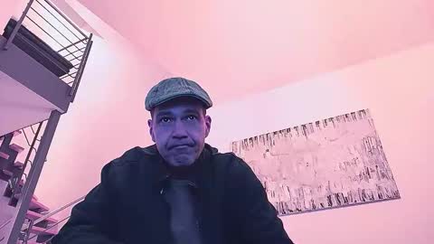 Snapshot of voyeuredeluxe chatting on 27, 2, 2026 voyeuredeluxe online show from 27, 2, 2026