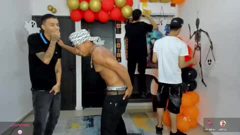 voyeurism_guys online show from 26, 10, 2025