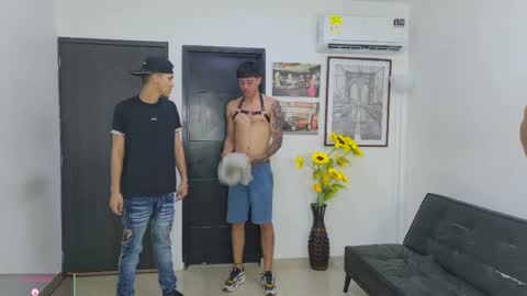 voyeurism_guys online show from 31, 5, 2026