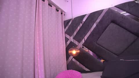 Violeta online show from 5, 2, 2025