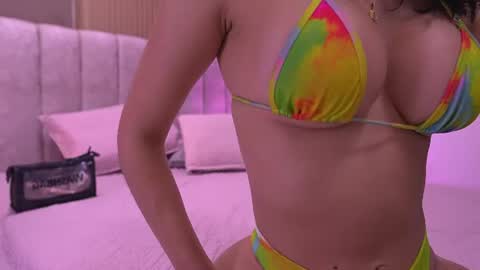 Snapshot of vvioleta_ chatting on 2, 7, 2026 Violeta online show from 2, 7, 2026
