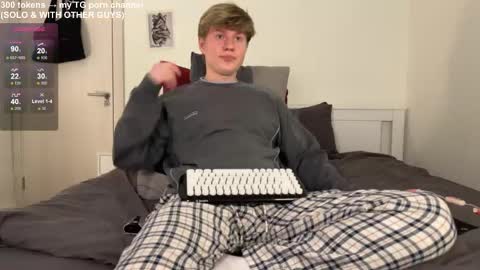 Snapshot of vvladya chatting on 6, 3, 2026 vvladya online show from 6, 3, 2026