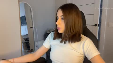 Snapshot of vx_arina chatting on 6, 6, 2026 Arina online show from 6, 6, 2026
