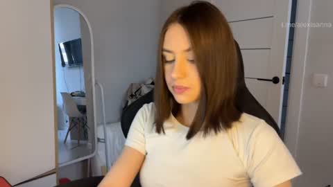 Snapshot of vx_arina chatting on 19, 6, 2026 Arina online show from 19, 6, 2026