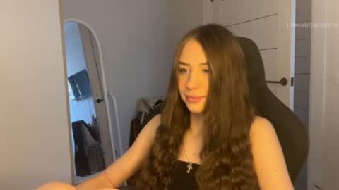 Snapshot of vx_arina chatting on 8, 7, 2026 Arina online show from 8, 7, 2026