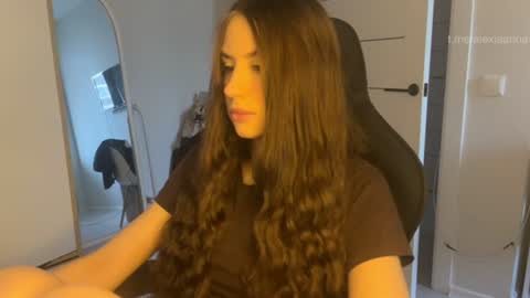 Snapshot of vx_arina chatting on 9, 7, 2026 Arina online show from 9, 7, 2026