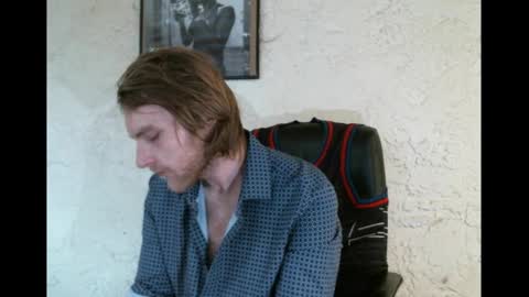 Snapshot of wackyy chatting on 8, 10, 2025 Wacky online show from 8, 10, 2025