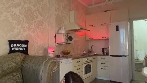 Mia online show from 10, 3, 2025