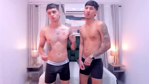 Snapshot of wallen_couple chatting on 5, 3, 2026 Sofia Thiago online show from 5, 3, 2026