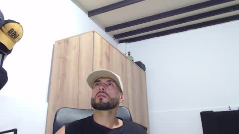 WALTER BROWN  online show from 28, 10, 2025