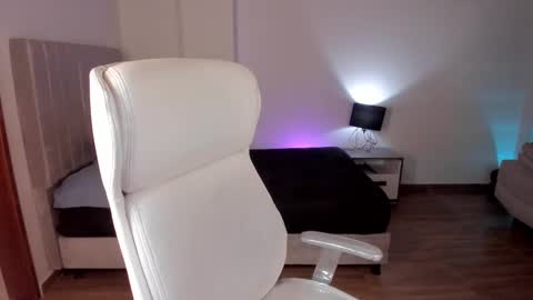 walton_abieca_ online show from 10, 9, 2025