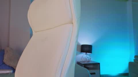 walton_abieca_ online show from 5, 10, 2025