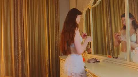 hello guys im Lilian online show from 12, 11, 2025