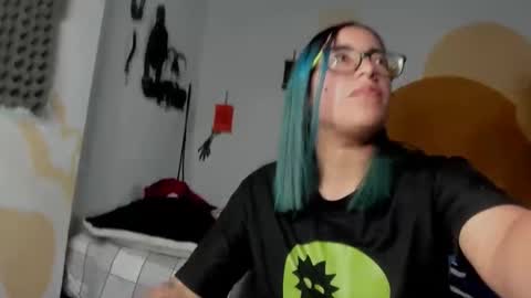 Snapshot of waningrosee chatting on 20, 12, 2024 Waningrose Lu online show from 20, 12, 2024